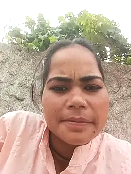 Snapshot of Sunali_Bendre chatting on 07-12-26, 11:12 Sunali Bendre online show from 07-12-26, 11:12