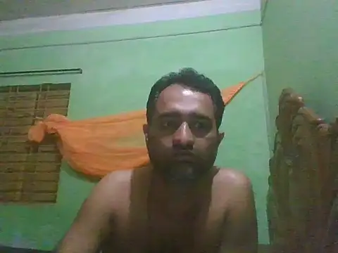 smroy93612 online show from 04-06-26, 06:31