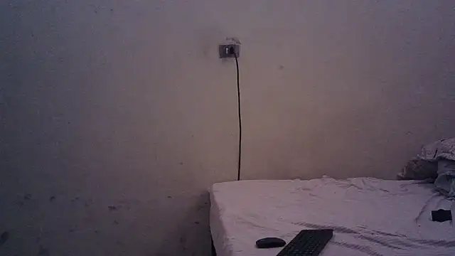 Snapshot of lorraine2036 chatting on 03-20-26, 06:02 lorraine2036 online show from 03-20-26, 06:02