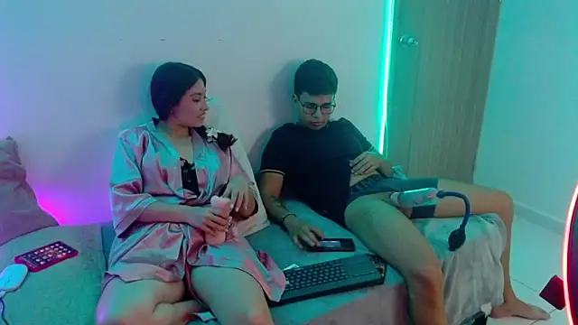 Snapshot of asuna_love20 chatting on 02-28-26, 12:44 asuna love20 online show from 02-28-26, 12:44