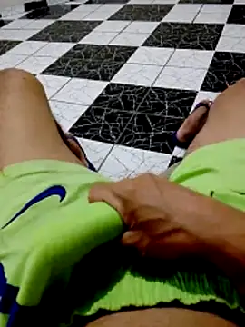 Snapshot of miximilian chatting on 03-18-26, 01:31 miximilian online show from 03-18-26, 01:31