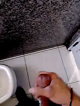 Snapshot of miximilian chatting on 03-27-26, 06:07 miximilian online show from 03-27-26, 06:07