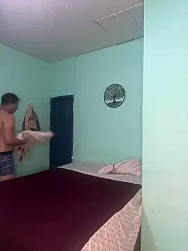 Snapshot of Loaisn chatting on 02-19-26, 11:34 Loaisn online show from 02-19-26, 11:34