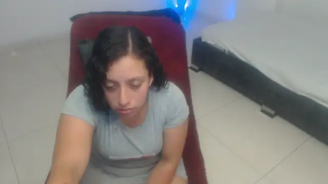 Snapshot of Barbara_D_Valencia chatting on 04-27-26, 03:54 Barbara D Valencia online show from 04-27-26, 03:54
