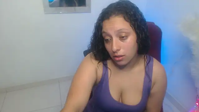 Snapshot of Barbara_D_Valencia chatting on 05-20-26, 03:18 Barbara D Valencia online show from 05-20-26, 03:18