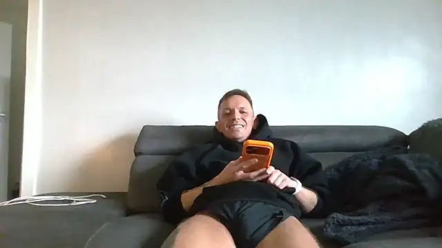 verscub6969 online show from 03-10-26, 02:22