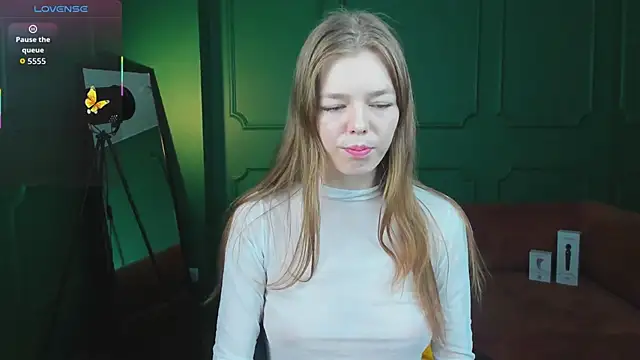  Tina Tayllor  online show from 04-14-26, 02:34