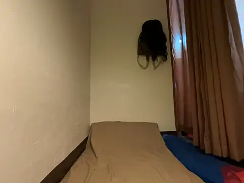 Mystic HugeDeity Cock online show from 04-07-26, 09:43