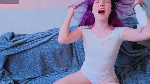 Julia Anis online show from 03-24-26, 05:01