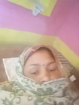 Snapshot of Julilodhi8695 chatting on 02-12-26, 06:08 Julilodhi8695 online show from 02-12-26, 06:08