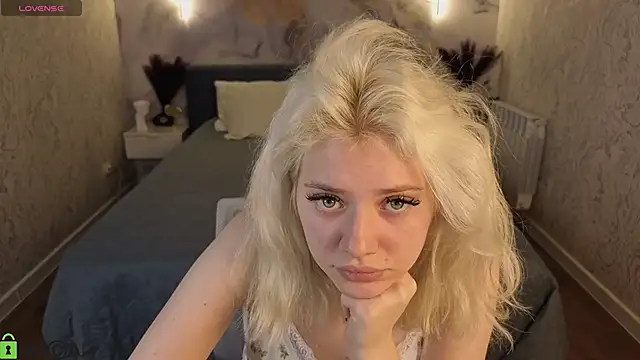 Kate Krose online show from 02-14-26, 01:02