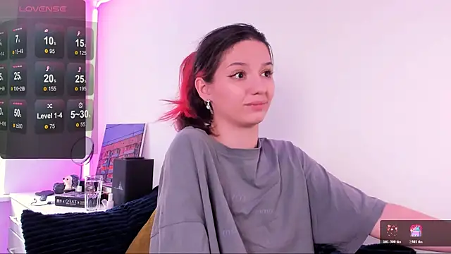 Snapshot of miabellee_ chatting on 06-27-26, 07:35 miabellee online show from 06-27-26, 07:35