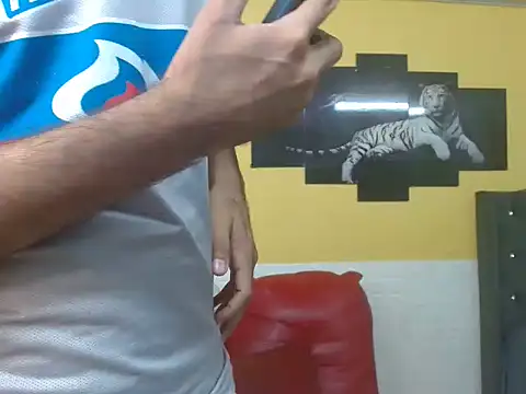 Snapshot of chacorta_ chatting on 04-25-26, 01:41 chacorta online show from 04-25-26, 01:41