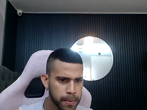 Snapshot of chacorta_ chatting on 05-14-26, 03:35 chacorta online show from 05-14-26, 03:35