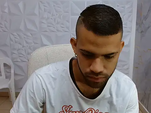 Snapshot of chacorta_ chatting on 05-25-26, 01:17 chacorta online show from 05-25-26, 01:17