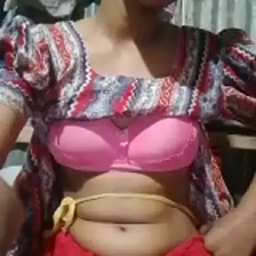 Snapshot of Cute-Tanisa- chatting on 02-01-26, 03:16 Cute-Tanisa- online show from 02-01-26, 03:16