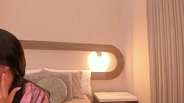 Snapshot of Violeta_sum chatting on 05-06-26, 12:21 Violeta sum online show from 05-06-26, 12:21