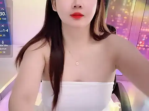 XiaBunny online show from 04-18-26, 05:17