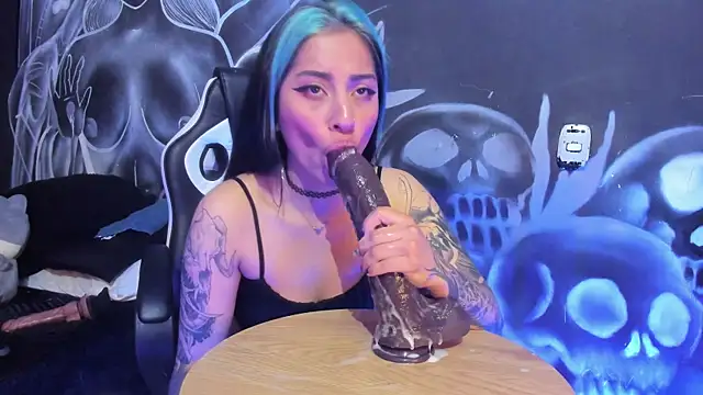 Cherry jenklins87 online show from 04-11-26, 04:06