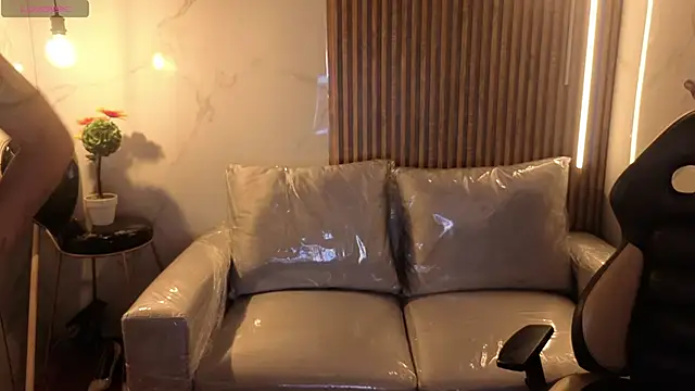 Perla lovely  online show from 04-16-26, 12:50