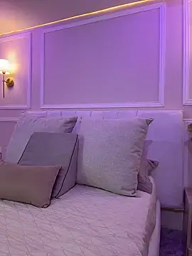 Chel   online show from 04-19-26, 08:33