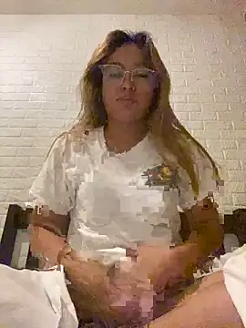 Snapshot of Wild_flower19 chatting on 03-13-26, 06:36 Wild flower19 online show from 03-13-26, 06:36