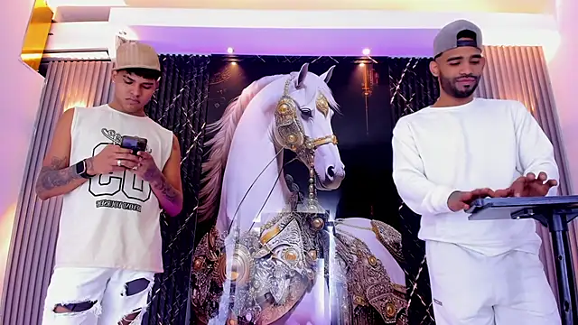 Snapshot of the_knights_of_the_night chatting on 02-13-26, 04:30 the knights of the night online show from 02-13-26, 04:30