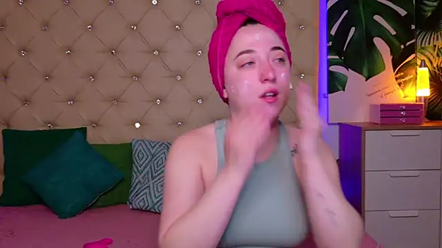 AwaMax online show from 04-22-26, 04:59