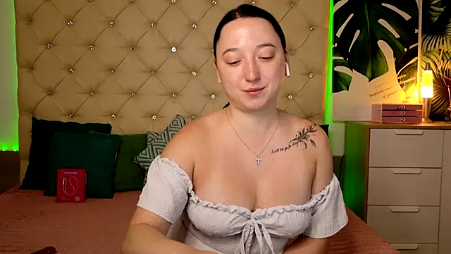 AwaMax online show from 06-09-26, 04:46