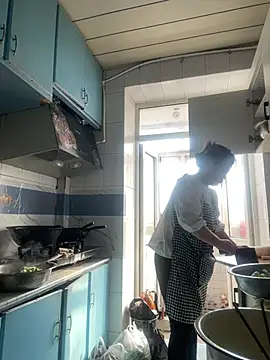 Youyou 12 online show from 03-17-26, 01:10