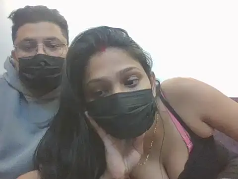 Snapshot of the_open_couple chatting on 02-04-26, 07:20 the open couple online show from 02-04-26, 07:20