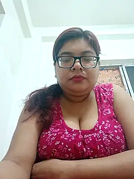 Elie Hallway online show from 03-26-26, 12:28