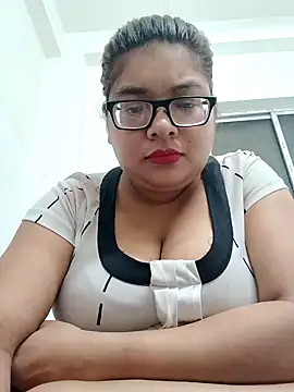 Elie Hallway online show from 04-03-26, 06:50