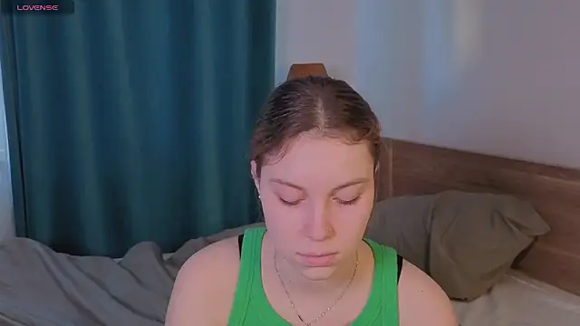 JadwigaTagliavia online show from 04-20-26, 06:38