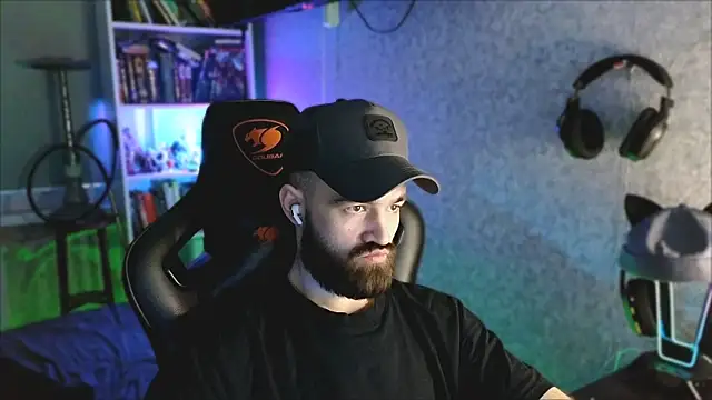  Mostly  online show from 04-15-26, 07:58