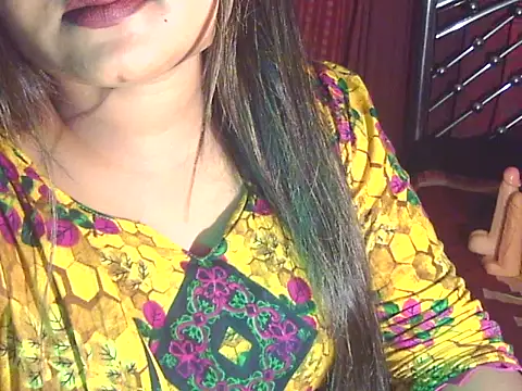 Snapshot of Nusrat_Faria chatting on 05-10-26, 06:13 Nusrat Faria online show from 05-10-26, 06:13