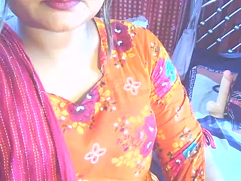 Snapshot of Nusrat_Faria chatting on 05-19-26, 09:37 Nusrat Faria online show from 05-19-26, 09:37