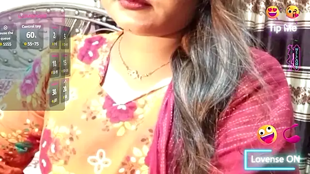 Nusrat Faria online show from 07-15-26, 10:04