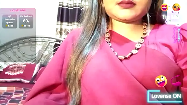 Nusrat Faria online show from 07-28-26, 10:09