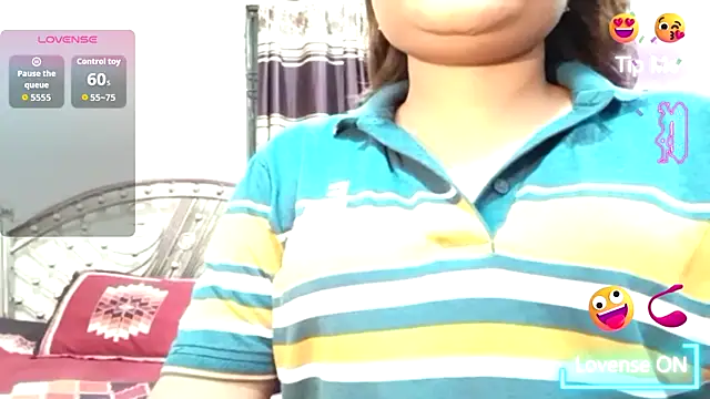 Nusrat Faria online show from 07-29-26, 11:47