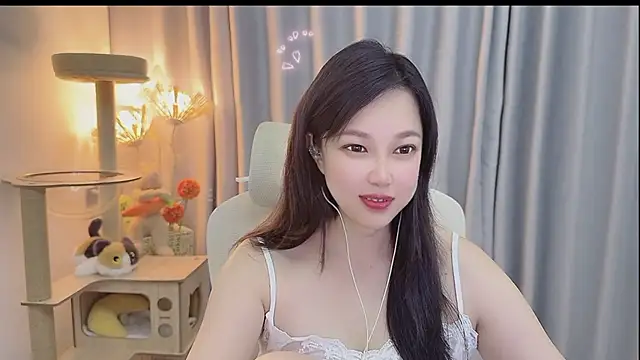 Yumi yuni online show from 06-04-26, 01:17