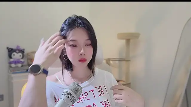 Yumi yuni online show from 07-27-26, 05:03