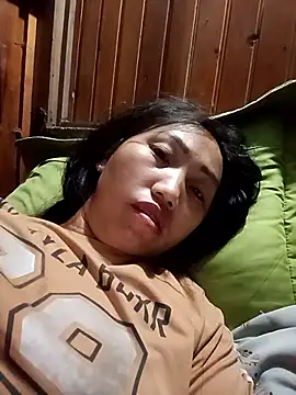 hot-luna- online show from 03-26-26, 11:10