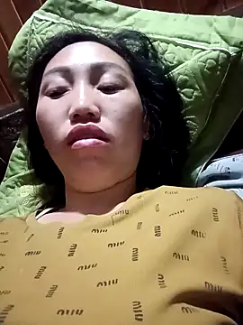 hot-luna- online show from 04-03-26, 09:57