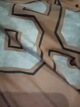 hot-luna- online show from 04-17-26, 09:07