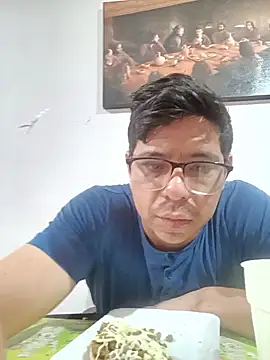 Yankoloco92 online show from 07-08-26, 06:45