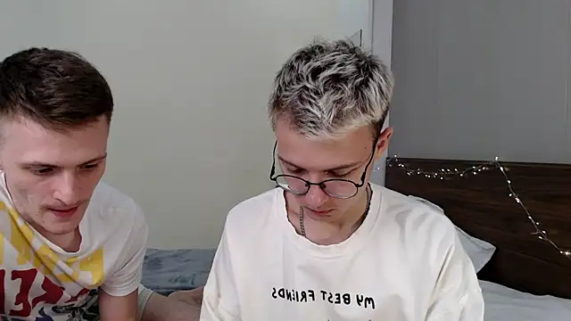 Snapshot of NikiKerryCum chatting on 02-08-26, 12:41 NikiKerryCum online show from 02-08-26, 12:41