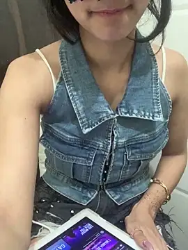 HEENA-STRIP online show from 02-24-26, 07:34