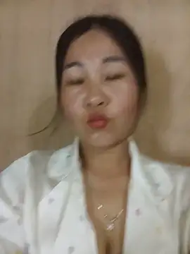 Snapshot of Dunk-namic chatting on 06-17-26, 01:30 Dunk-namic online show from 06-17-26, 01:30
