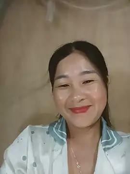 Snapshot of Dunk-namic chatting on 06-18-26, 02:43 Dunk-namic online show from 06-18-26, 02:43